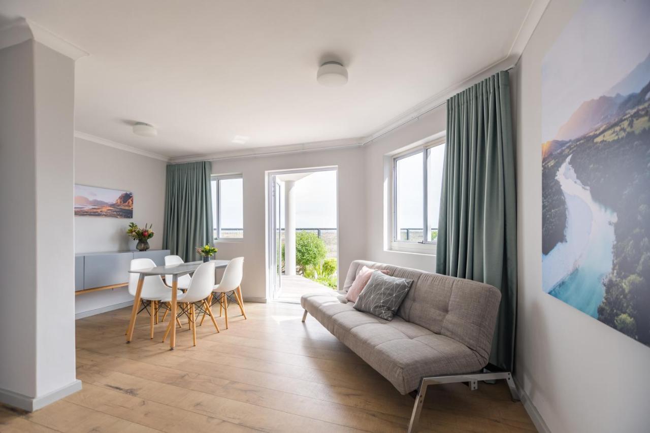 Ocean12 Guesthouse Sunset Beach Cape Town Dış mekan fotoğraf