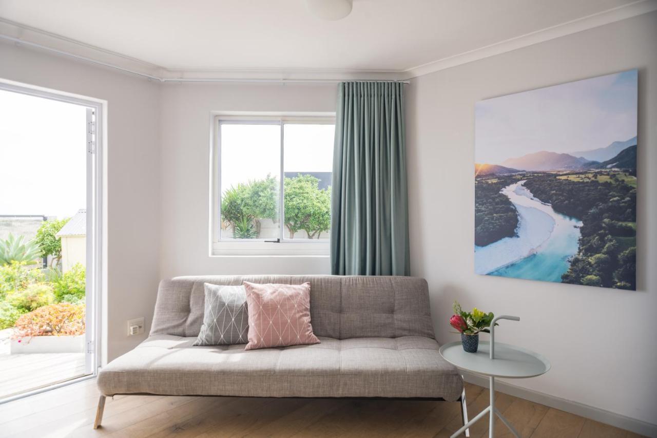Ocean12 Guesthouse Sunset Beach Cape Town Dış mekan fotoğraf