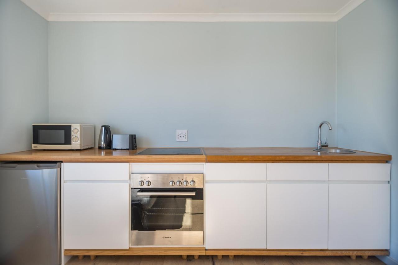 Ocean12 Guesthouse Sunset Beach Cape Town Dış mekan fotoğraf